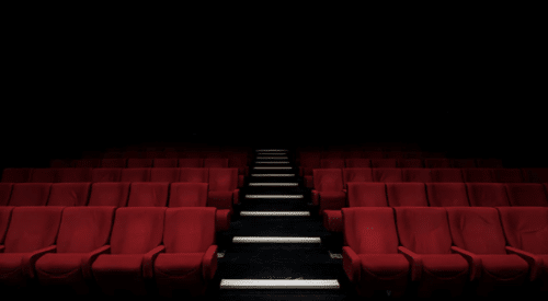 Image pour l'actualité Écolo appelle à la révision en urgence des mesures de fermeture des salles de cinéma et de spectacle